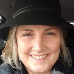 Meet your Posher, Posh